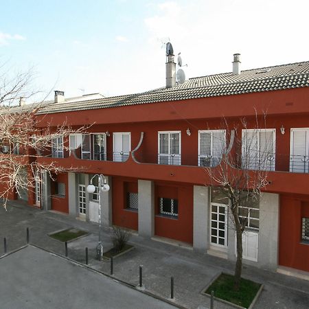 Girona Apartments Bagian luar foto