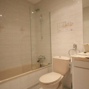 Girona Apartments Bagian luar foto