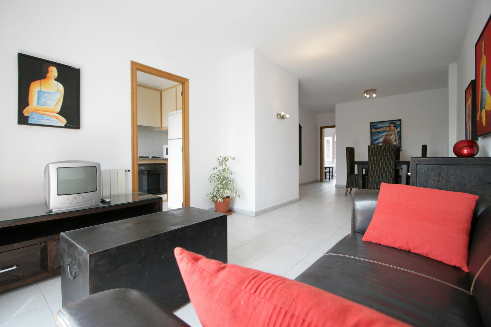 Girona Apartments Bagian luar foto